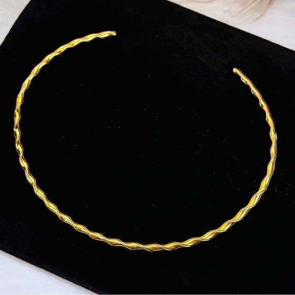Vintage aged goldtone twisted open choker necklace main image 10